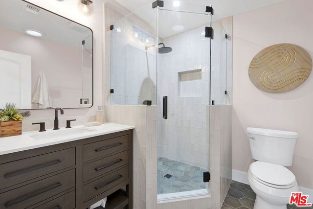 5011 W 131st Street, Hawthorne, CA 90250