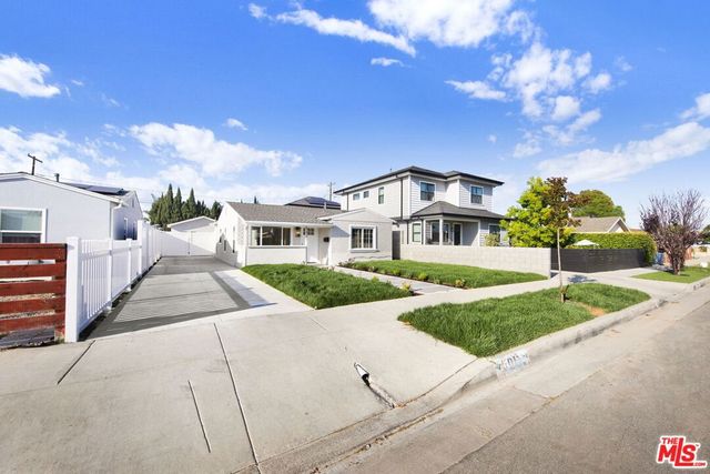 5011 W 131st Street, Hawthorne, CA 90250