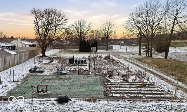 305 Baywood Court, Noblesville, IN 46062