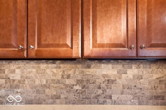 305 Baywood Court, Noblesville, IN 46062