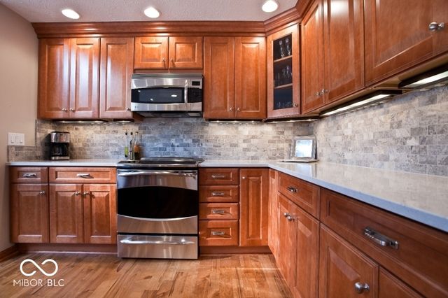 305 Baywood Court, Noblesville, IN 46062