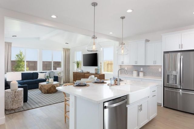 4424 Canyon Coral Way, Rancho Cordova, CA 95742