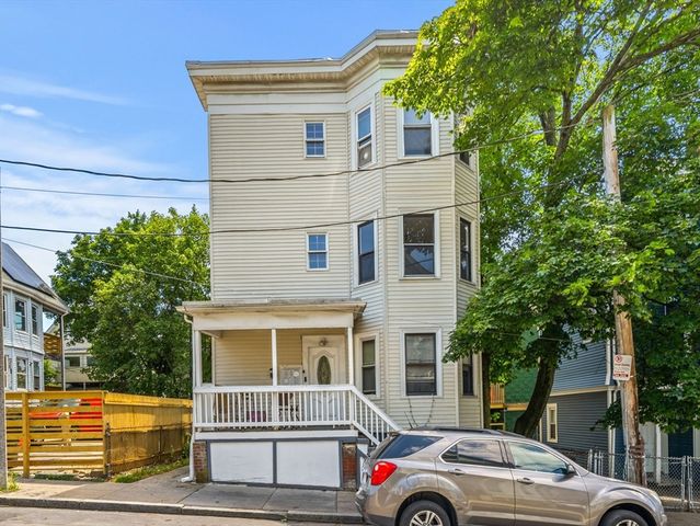 76 Bellevue St, Boston, MA 02125