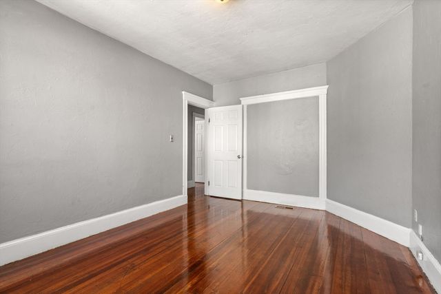 76 Bellevue St, Boston, MA 02125