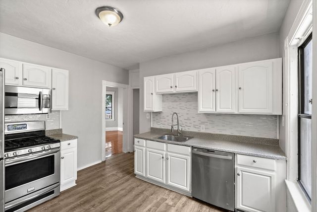 76 Bellevue St, Boston, MA 02125