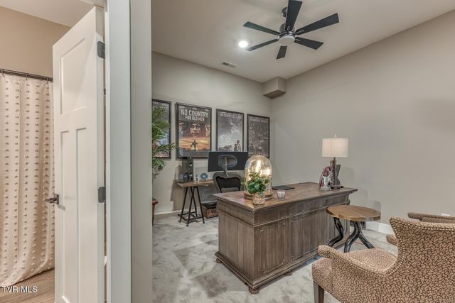 4160 Bristol Highway 503, Johnson City, TN 37601