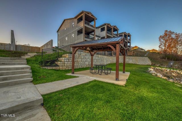 4160 Bristol Highway 503, Johnson City, TN 37601