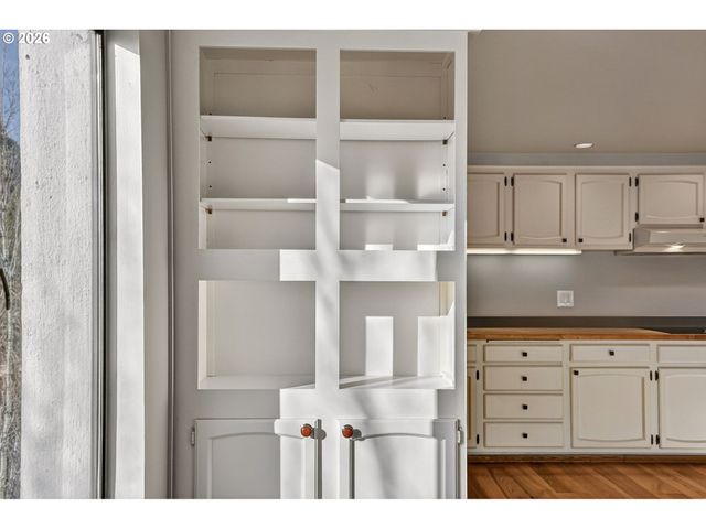 2221 Sw 1ST Ave 625, Portland, OR 97201