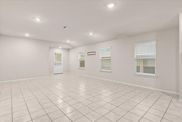 5705 Amelia Earhart BLVD, Killeen, TX 76543