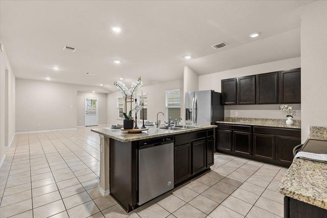 5705 Amelia Earhart BLVD, Killeen, TX 76543