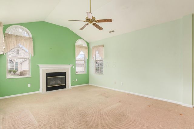 7585 Red Maple Place, Westerville, OH 43082
