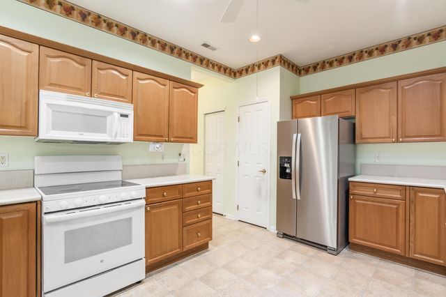 7585 Red Maple Place, Westerville, OH 43082