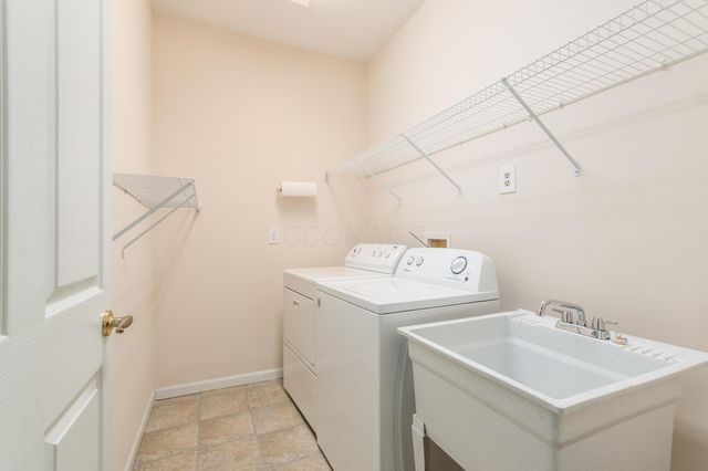 7585 Red Maple Place, Westerville, OH 43082