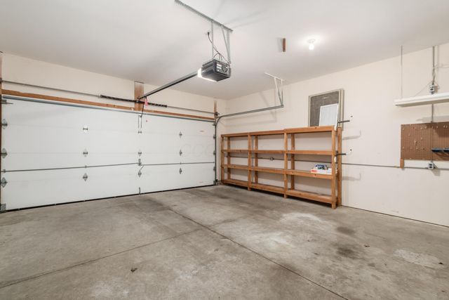 7585 Red Maple Place, Westerville, OH 43082