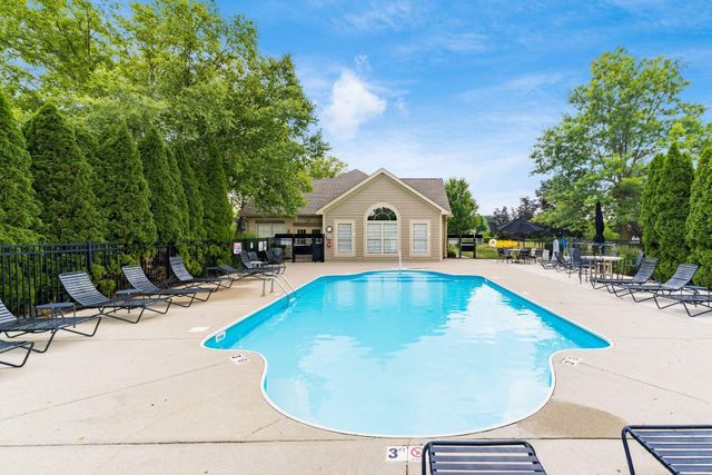 7585 Red Maple Place, Westerville, OH 43082