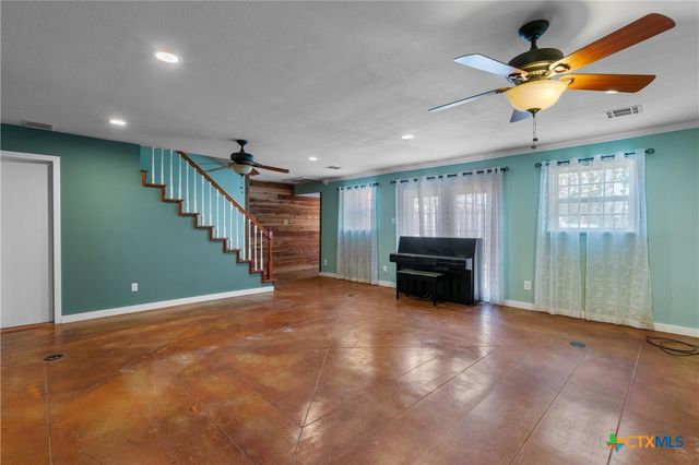 8889 N Fm 487, Rockdale, TX 76567