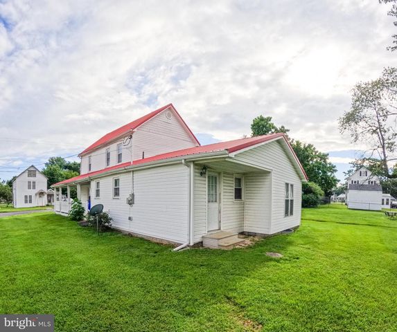 109 E JEFFERSON ST, Felton, DE 19943