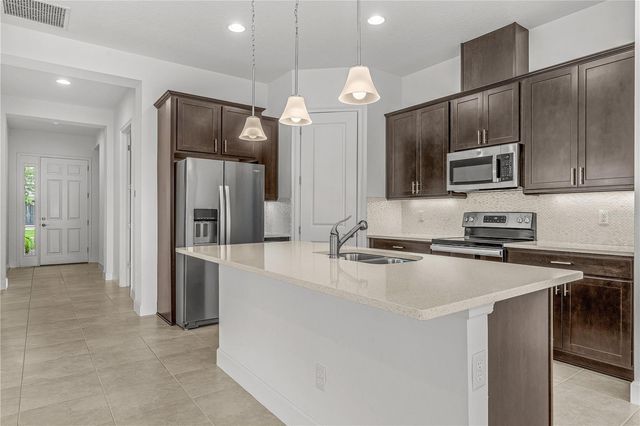 6243 WOODHAVEN VILLAGE DRIVE, Port Orange, FL 32128