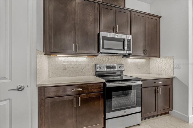 6243 WOODHAVEN VILLAGE DRIVE, Port Orange, FL 32128