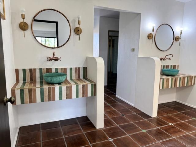 1650 Winterwarm Dr., Fallbrook, CA 92028