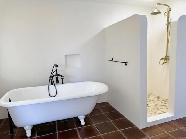 1650 Winterwarm Dr., Fallbrook, CA 92028