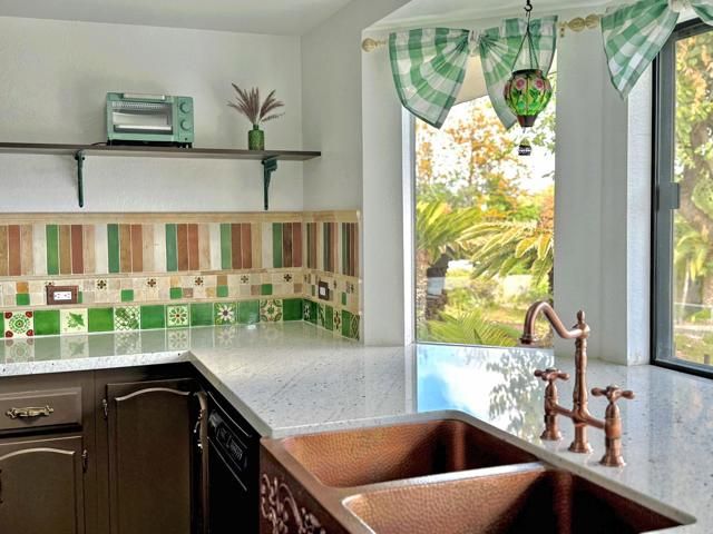 1650 Winterwarm Dr., Fallbrook, CA 92028