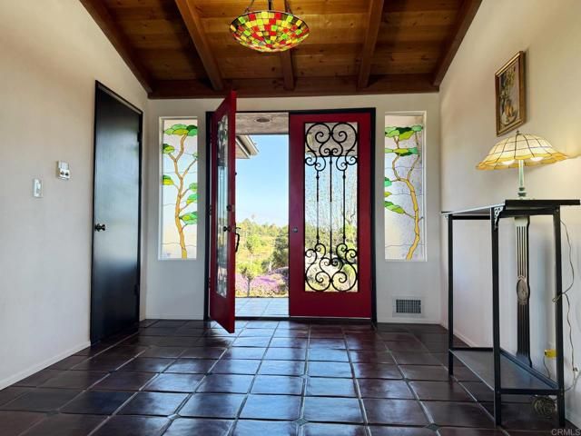 1650 Winterwarm Dr., Fallbrook, CA 92028