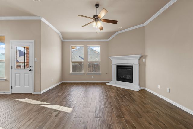 2104 Skysail Lane, Denton, TX 76210