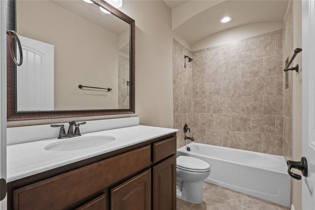 2104 Skysail Lane, Denton, TX 76210