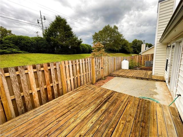 2982 Cloverwood Drive, High Point, NC 27265