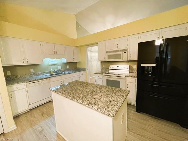 2982 Cloverwood Drive, High Point, NC 27265