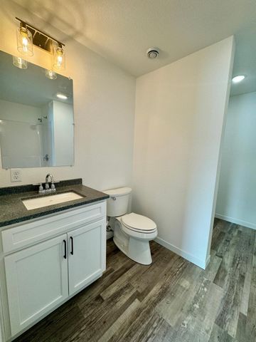 518 Garfield Street SE, Warroad, MN 56763