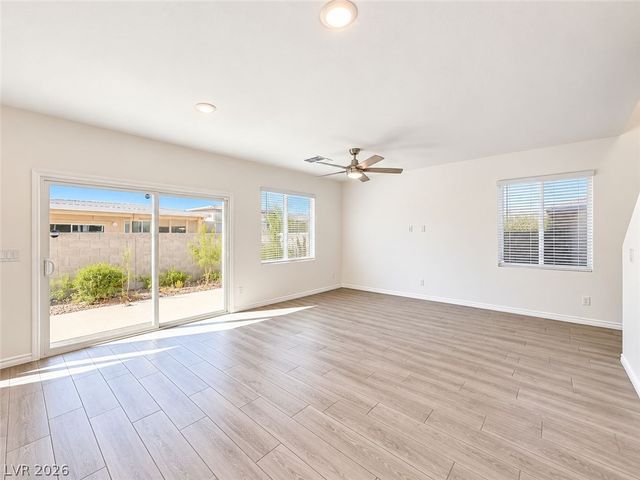 8357 Aurora Ridge Avenue, Las Vegas, NV 89147