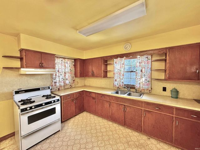 1628 Washington Avenue, Evansville, IN 47714