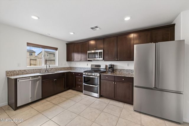 8960 Wolf River Drive, Reno, NV 89506