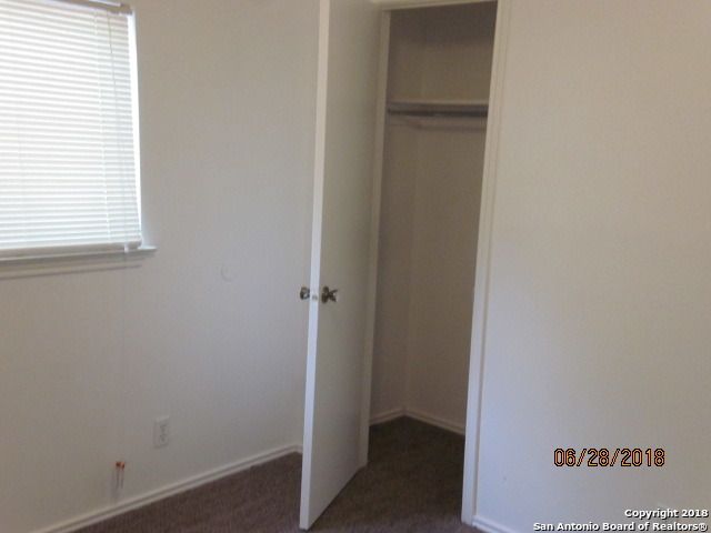 9347 Village Lance, San Antonio, TX 78250