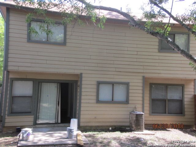 9347 Village Lance, San Antonio, TX 78250