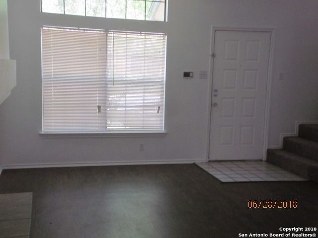 9347 Village Lance, San Antonio, TX 78250