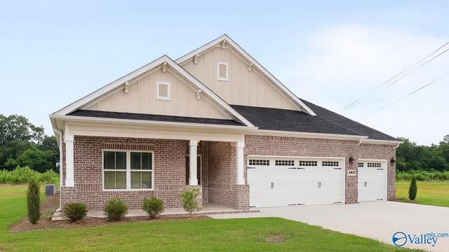 16429 Hamilton Place, Athens, AL 35613