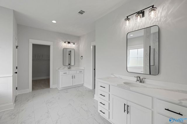 16429 Hamilton Place, Athens, AL 35613