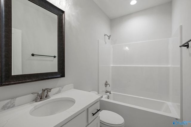 16429 Hamilton Place, Athens, AL 35613