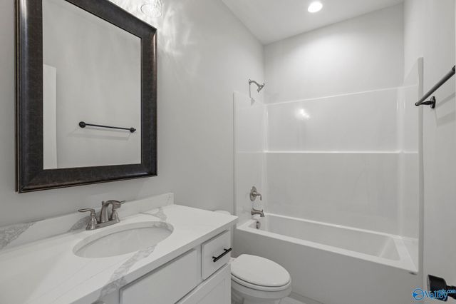 16429 Hamilton Place, Athens, AL 35613