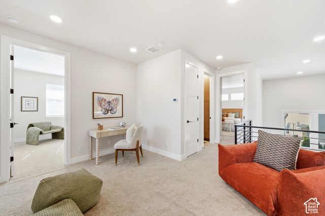 330 E SANDY OAKS DR, Sandy, UT 84070