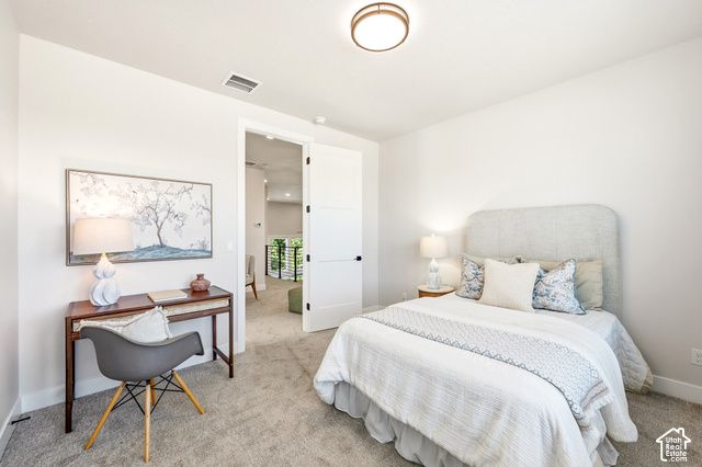 330 E SANDY OAKS DR, Sandy, UT 84070