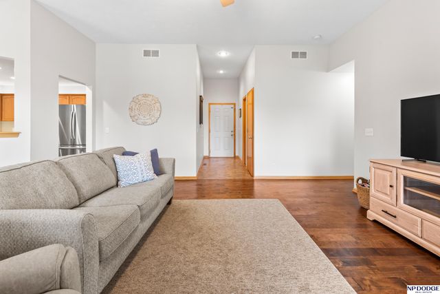 19024 Chandler Street, Omaha, NE 68136