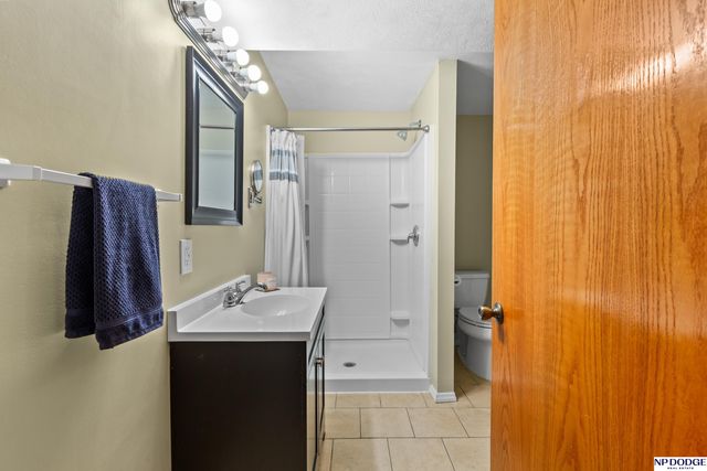 19024 Chandler Street, Omaha, NE 68136