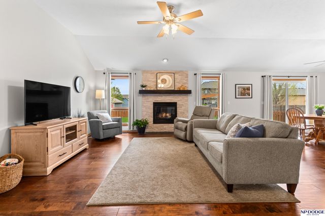 19024 Chandler Street, Omaha, NE 68136