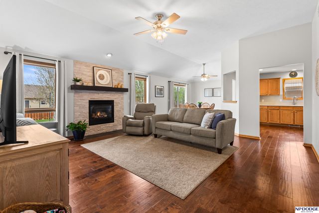 19024 Chandler Street, Omaha, NE 68136