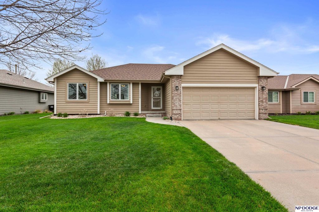 19024 Chandler Street, Omaha, NE 68136