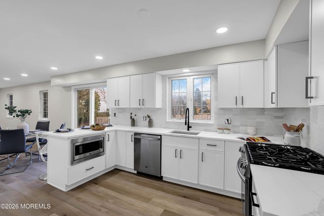 6 Lotus Court, Ocean Twp, NJ 07712